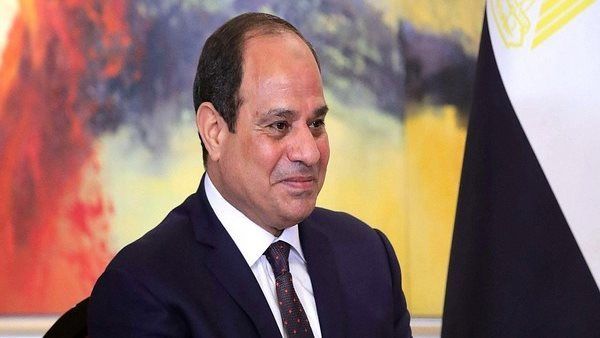 السيسي للسفراء الجدد: نحرص على تطوير التعاون وترسيخ العلاقات في مختلف المجالات