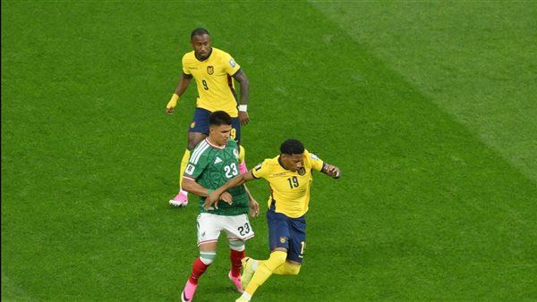 كينيونيس يفتتح التسجيل لمنتخب المكسيك في شباك الإكوادور (فيديو)