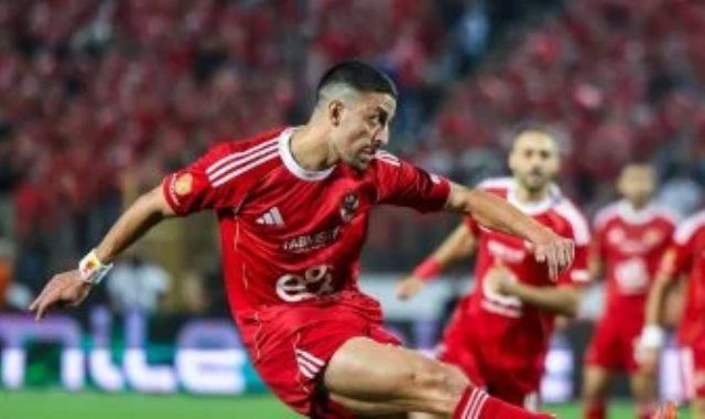 الأهلي يتمسك باستمرار طاهر طاهر في الموسم الجديد