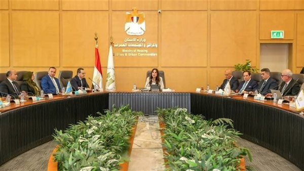 77 ألف وحدة جديدة والتوسع في برامج محدودي الدخل، تفاصيل اجتماع هيئة المجتمعات العمرانية