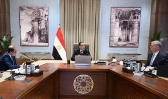 الكهرباء: تحويل أكثر من 1.1 مليون عداد كودي إلى قانونية بعد توفيق الأوضاع