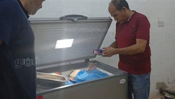 ضبط 700 لتر زيوت سيارات مجهولة المصدر وتحرير مخالفات للمخابز والمحال بمطروح