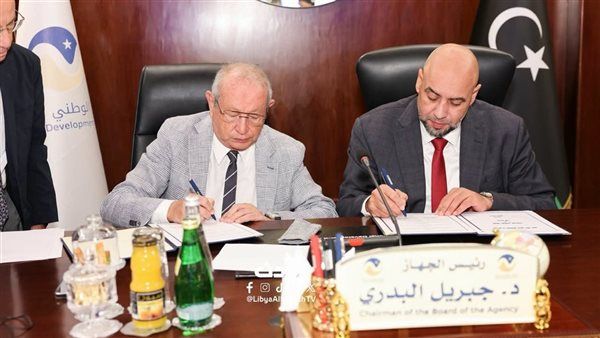الجهاز الوطني للتنمية الليبي يوقع مذكرة تفاهم مع "أورا" المملوكة لساويرس لتنفيذ عدد من المشروعات (صور)