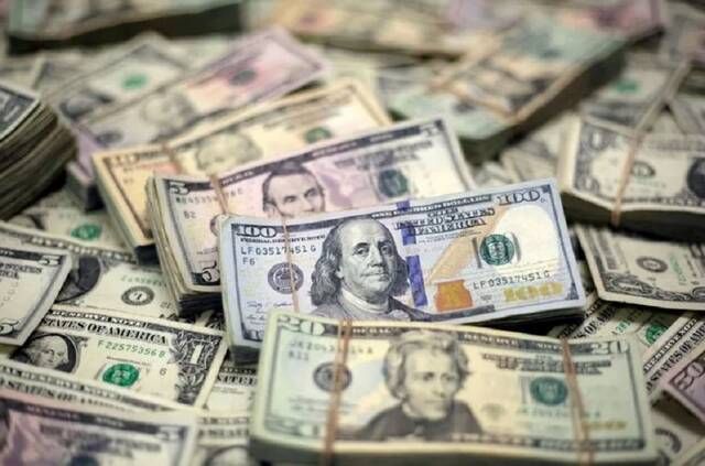 استقرار الدولار بانتظار بيانات الوظائف وترقب لتدخل طوكيو لإنقاذ الين