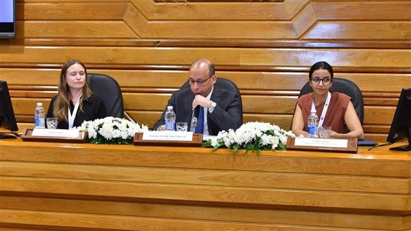انطلاق أعمال المدرسة الصيفية الدولية لعلوم الأعصاب وديناميكيات الدماغ بقصر العيني
