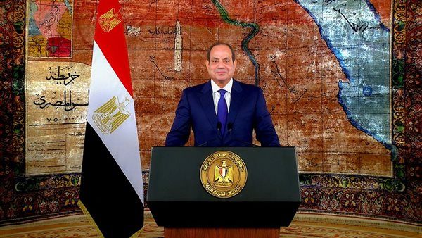 السيسي يوجه بتنشيط الحياة الحزبية وتأهيل الكوادر السياسية وإجراء انتخابات المجالس المحلية