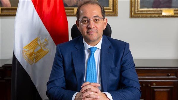 "المالية" تطرح ميدالية تذكارية توثق التأهل التاريخي لمنتخبنا الوطني للدور الـ16 في كأس العالم