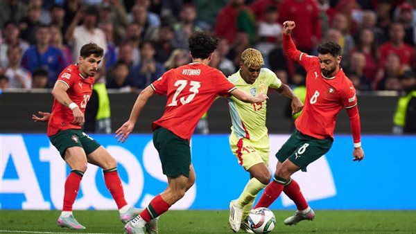 فيفا يعلن طاقم تحكيم مباراة البرتغال وإسبانيا في دور الـ16 بكأس العالم 2026