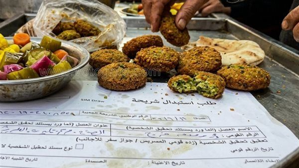 بعد أن كشفتها "فيتو"، بيانات المصريين بشركات المحمول في خطر وخبراء القانون يطالبون بتدخل حاسم