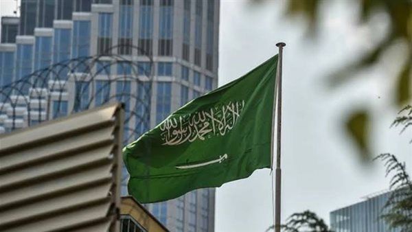 السعودية تدين استهداف سفينتين إماراتيتين في مضيق هرمز وتحمل إيران المسؤولية