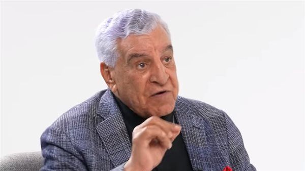 "معنديش بنات أصلا"، زاهي حواس يحذر من صفحات مزيفة تستغل اسمه في تجارة الآثار