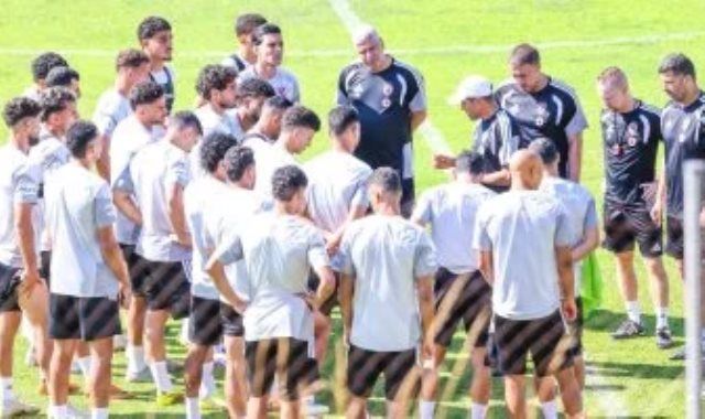 تحدي كبير للمارد الأحمر ..تعرف على موعد ودية الأهلي وبرشلونة في كامب نو