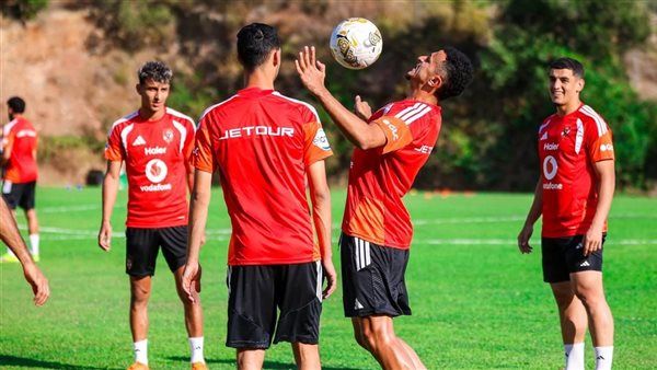 الأهلي يستأنف تدريباته اليوم استعدادا لودية برشلونة