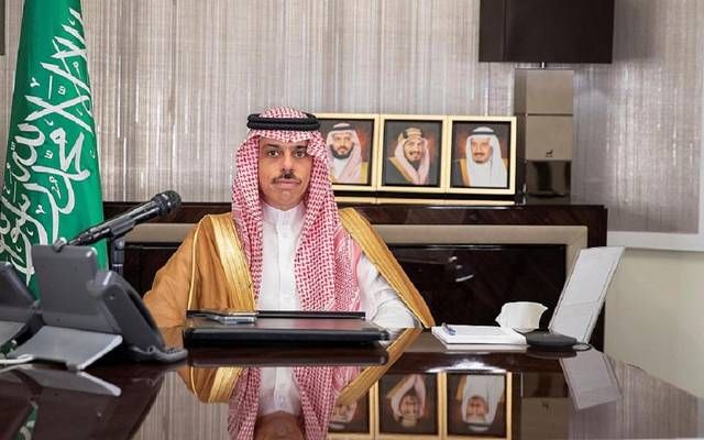 وزير الخارجية السعودي يبحث مع نظيريه القطري والعُماني تطورات المنطقة
