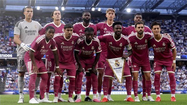 شاهد ملخص فوز ريال مدريد على شالكة وديا قبل انطلاق الليجا
