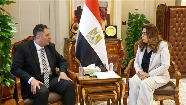 وزيرة التنمية المحلية تتابع مع محافظ دمياط مشروعات الخطة الاستثمارية وملفات التصالح ومنظومة النظافة
