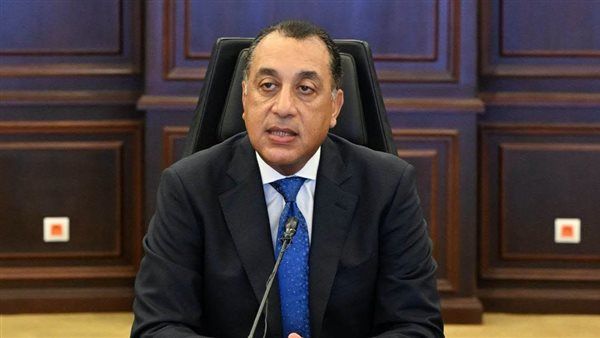 الدعم النقدي بدلًا من العيني.. الحكومة تكشف أسباب تغيير منظومة التموين