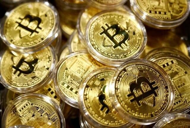 استقرار سعر البيتكوين عند 64 ألف دولار
