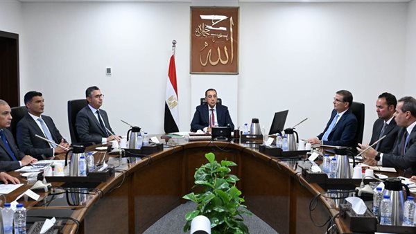 رئيس الوزراء يستعرض مقترح تنفيذ مبادرة "القرية المنتجة" لتعزيز التنمية المستدامة بالقرية المصرية