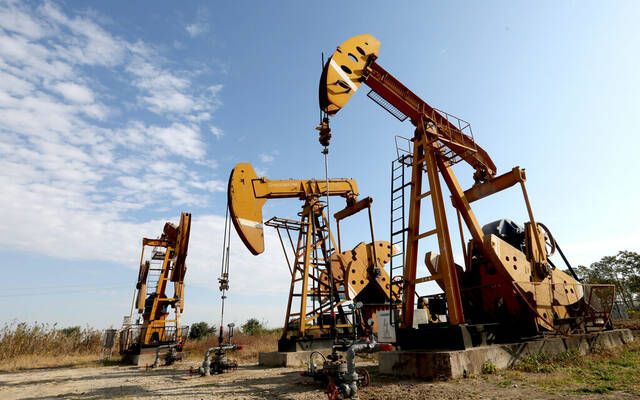 النفط يواصل الصعود وسط مخاوف اضطراب الإمدادات بسبب إيران