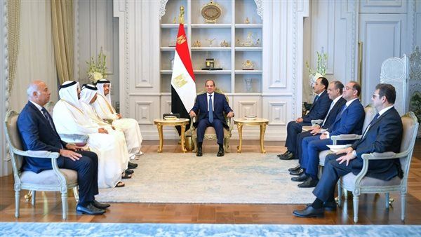 السيسي ورئيس وزراء قطر يبحثان البناء على مخرجات اللجنة العليا "المصرية القطرية" (صور)