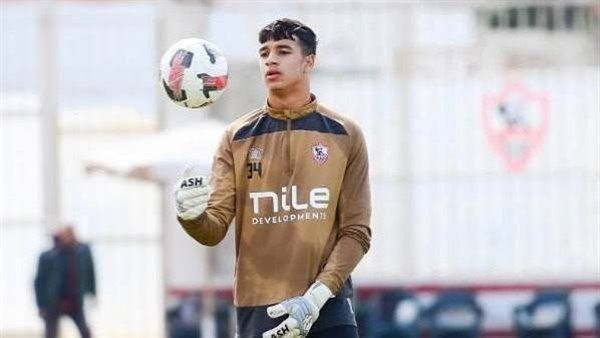 حمادة نصر: عمر عبد العزيز يمثل مستقبل حراسة المرمى بالزمالك والمنتخب