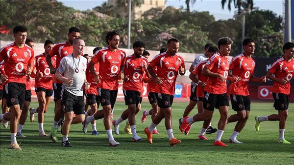 10 صور ترصد مران الأهلي استعدادا لمواجهة الشرقية إنبي في الدوري الممتاز