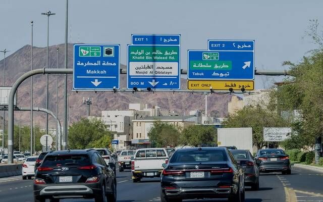 90 يوماً مهلة للمركبات المسجلة بإحدى دول الخليج للبقاء في السعودية