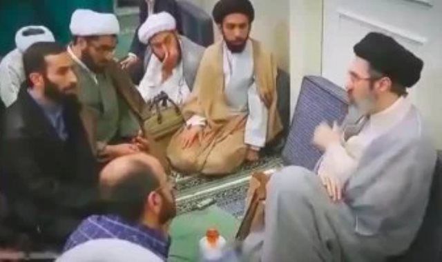 بعد 5 أشهر من اختفاء آثار الجدل.. إيران تنشر أول فيديو لمجتبى خامنئى