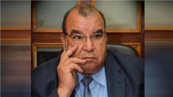 رفعت فياض يكتب: من أنت فيهما يا دكتور شوقي؟