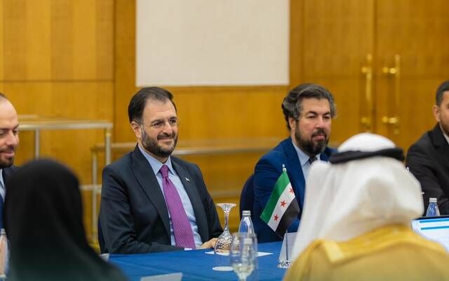الاتصالات السورية: ممر ألياف ضوئية يربطنا مع والأردن والسعودية وصولاً إلى عُمان