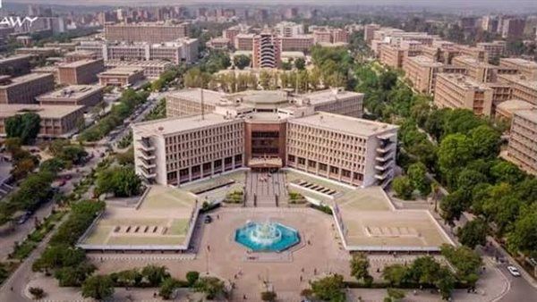 لغز إشعال النيران في مستشفى أسيوط الجامعي، التحقيق مع الممرضة بطلة الواقعة وإيقافها عن العمل