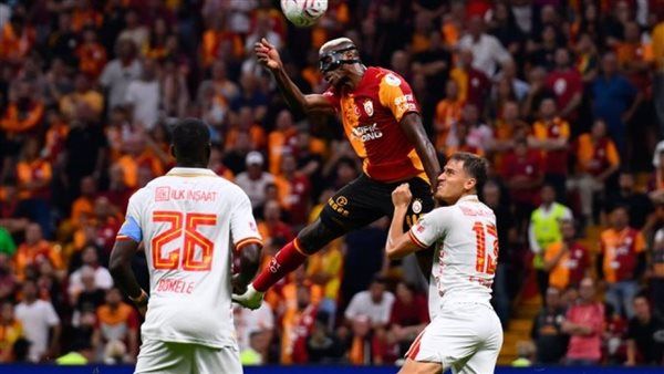 جالطة سراي يضرب جوزتيبي بثلاثية بالدوري التركي