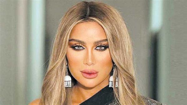 مايا دياب تصل إلى السويد تمهيدا لحفلها الليلة (فيديو)
