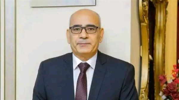 سامحوني لو قصرت بقيت أنا المريض، آخر رسالة لأستاذ الكلى بجامعة الزقازيق لمرضاه قبل وفاته بساعات