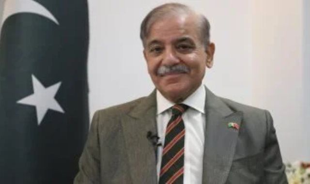 شهباز شريف يوقف 8 مسؤولين ويطالب بملاحقتهم جنائيا بعد مقتل 14 رضيعًا بحريق مستشفى