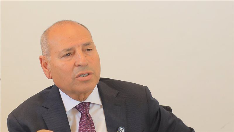 الدكتور إبراهيم صابر
