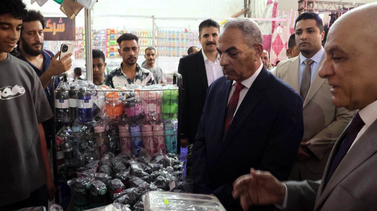 جانب من الافتتاح، فيتو
