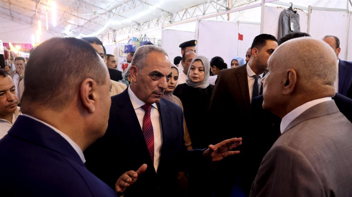 جانب من الافتتاح، فيتو