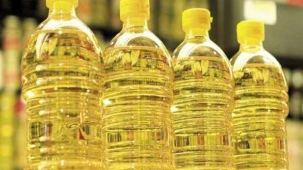 بعد قفزة الـ 16 جنيها، انخفاض مفاجئ وكبير في أسعار الزيت اليوم بالأسواق