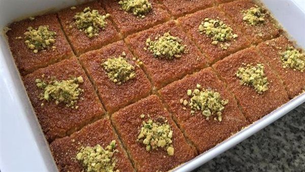 طريقة عمل الهريسة المصرية في المنزل زي الجاهزة