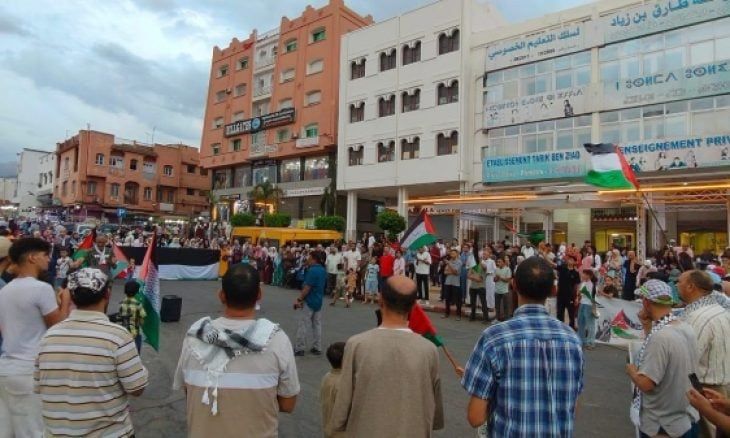 مدن مغربية تشهد وقفات احتجاجية تضامنا مع الشعب الفلسطيني وتنديدا بالتطبيع