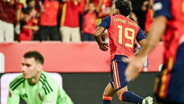 دوري الأمم الأوروبية، منتخب إسبانيا يتقدم على التشيك 0/2 في الشوط الأول