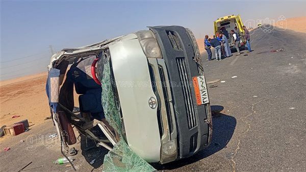 إصابة 5 أشخاص في انقلاب سيارة على طريق الإسكندرية الصحراوي
