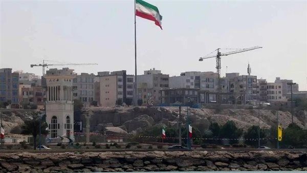 وكالة إيرانية: سماع دوي انفجار قادم من جهة البحر في جزيرة قشم