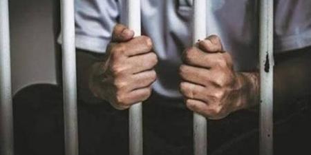 حبس موظف قتل ابنه بسبب إدمانه للمخدرات في سوهاج على ذمة التحقيقات