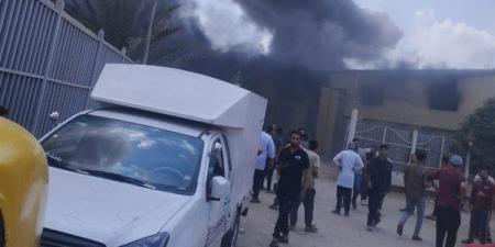 وفاة شخصين وإصابة 24 آخرين في حريق بمصنع بدمنهور بينهم مدير الحماية المدنية