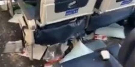 مشاهد لإصابات خطيرة لقائد طائرة فلاي دبي ومساعده بعد محاولة إسقاطها وعلى متنها 150 إسرائيليًا