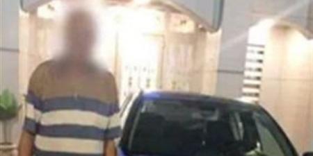 فيديو يكشف الواقعة، ضبط ميكانيكي ارتكب أفعالا خادشة للحياء داخل سيارة بمدينة نصر