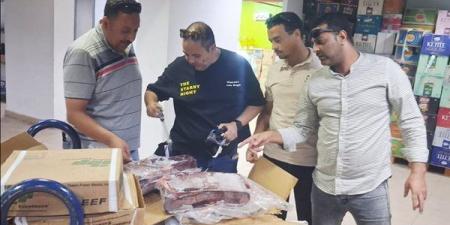 ضبط 22 طن مواد غذائية ولحوم و23 ألف لتر وقود في حملات المفاجئة على الأسواق بأسيوط